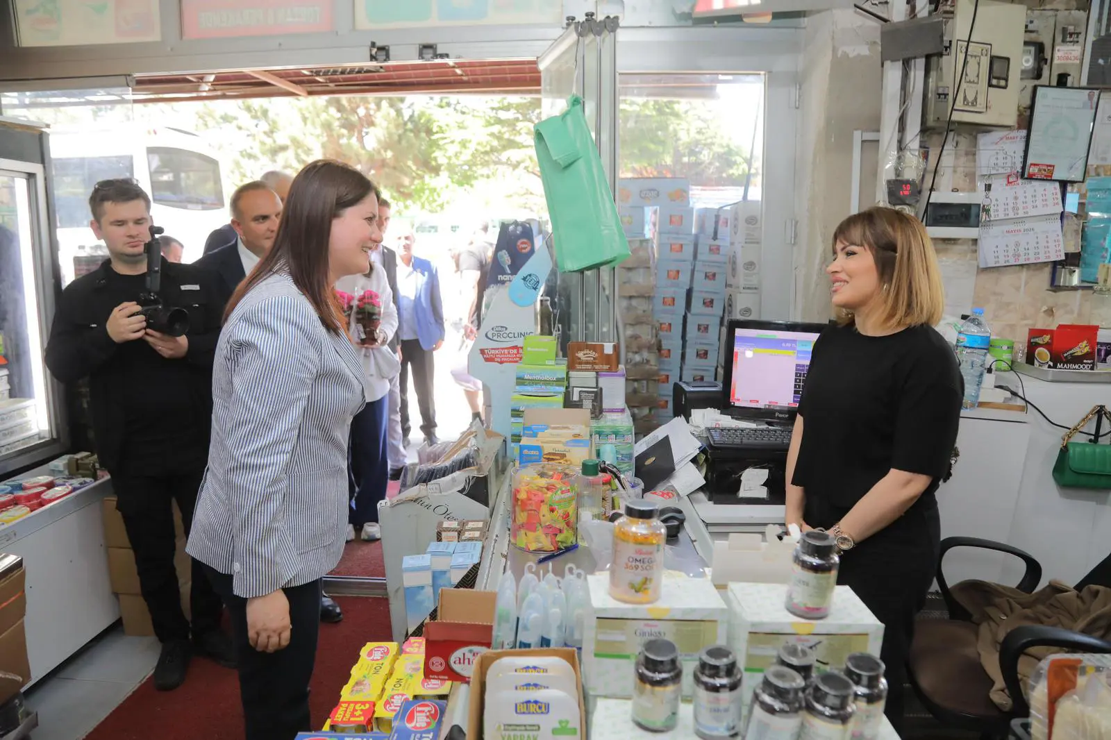 ANNELER GÜNÜ’NDE EDİRNE’NİN DÖRT BİR YANINDA VEFA VE DAYANIŞMA galeri görseli
